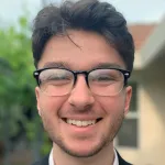 Headshot portrait of Ryan Choeb - Bio-X Undergraduate Fellow