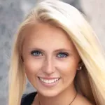 Headshot portrait of Lexi Golden - Bio-X Undergraduate Fellow