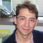 Headshot portrait of Max Greenfeld - Bio-X Travel Awardee