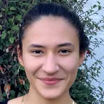 Headshot portrait of Victoria Helm - Bio-X Undergraduate Fellow