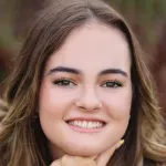 Headshot portrait of Ella Homewood - Bio-X Undergraduate Fellow