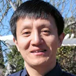 Headshot portrait of Liqun Luo - Ann & Bill Swindells Professor and Professor (by courtesy) of Neurobiology