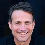 Headshot portraint of Matthew Bogyo - Professor of Pathology and of Microbiology and Immunology and (by courtesy) of Chemical & Systems Biology