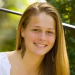 Headshot portrait of Mia Mattioli - Bio-X Travel Awardee