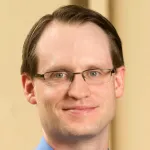 Headshot portrait of Maximilian Diehn - Jack, Lulu, & Sam Willson Professor and Professor of Radiation Oncology (Radiation Therapy)