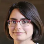 Photo of smiling white female facutly member, Dr. Maya Kasowski, Assistant Professor of Medicine and Pathology at Stanford University.