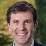Photo of Dr. Scott Owen, Assistant Professor of Neurosurgery at Stanford University.
