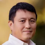 Headshot portrait of Shanhui Fan - Director, Edward L. Ginzton Laboratory, Professor of Electrical Engineering, Senior Fellow at the Precourt Institute for Energy and Professor (by courtesy) of Applied Physics