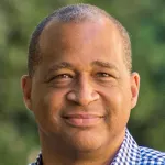 Photo of Dr. Tirin Moore, Professor of Neurobiology at Stanford University.
