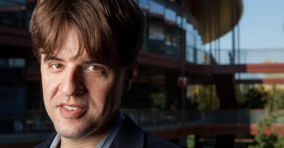 Photo of Dr. Karl Deisseroth at the Clark Center.