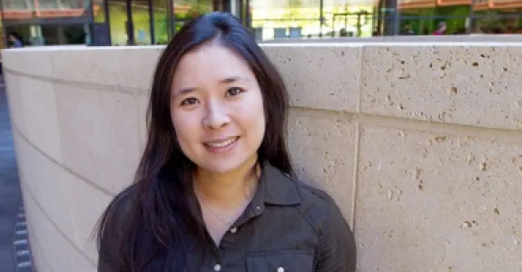 Photo of Julie Saiki.