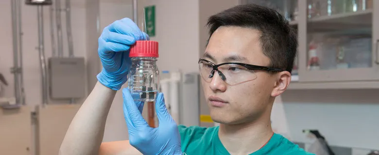 Photo of graduate student Haotian Wang.