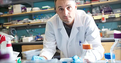 photo of Dr. Julien Sage